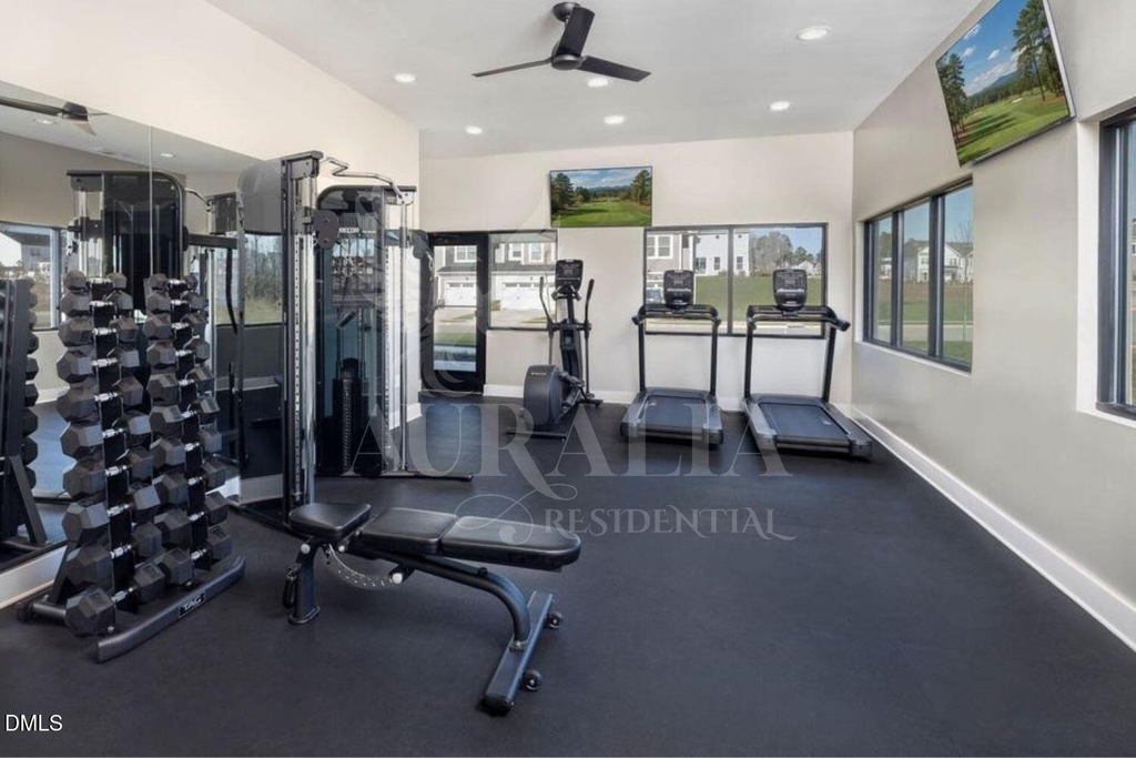 111 Lennei Lane - Photo 33