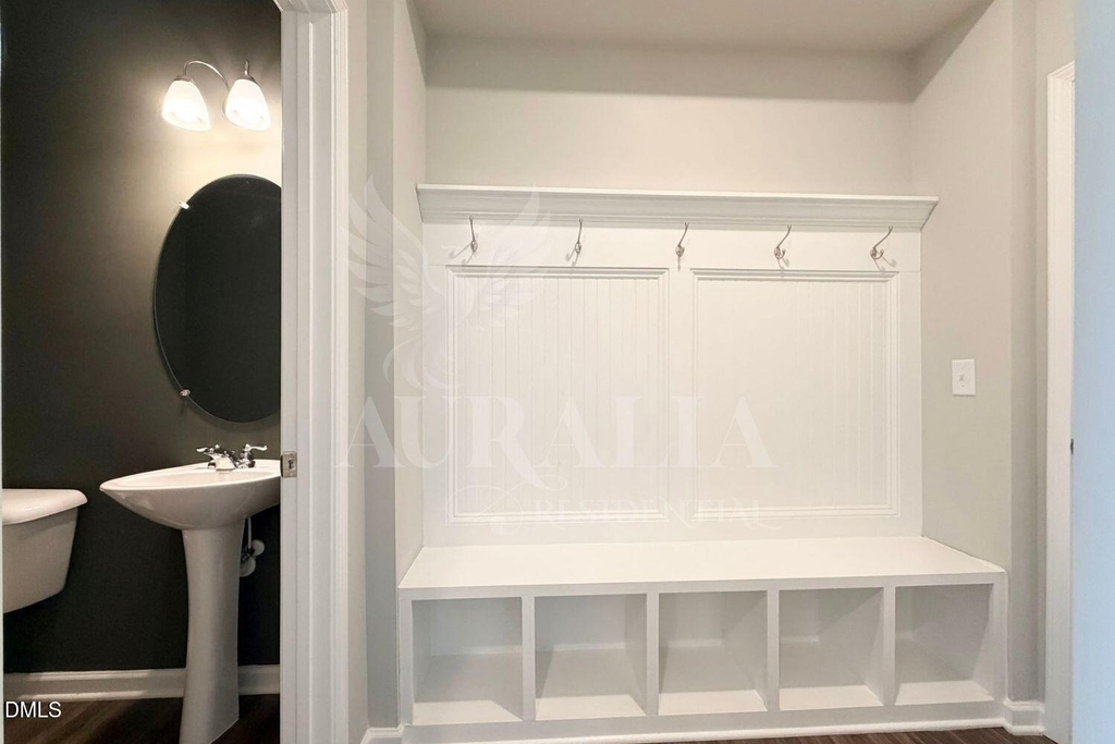 111 Lennei Lane - Photo 5