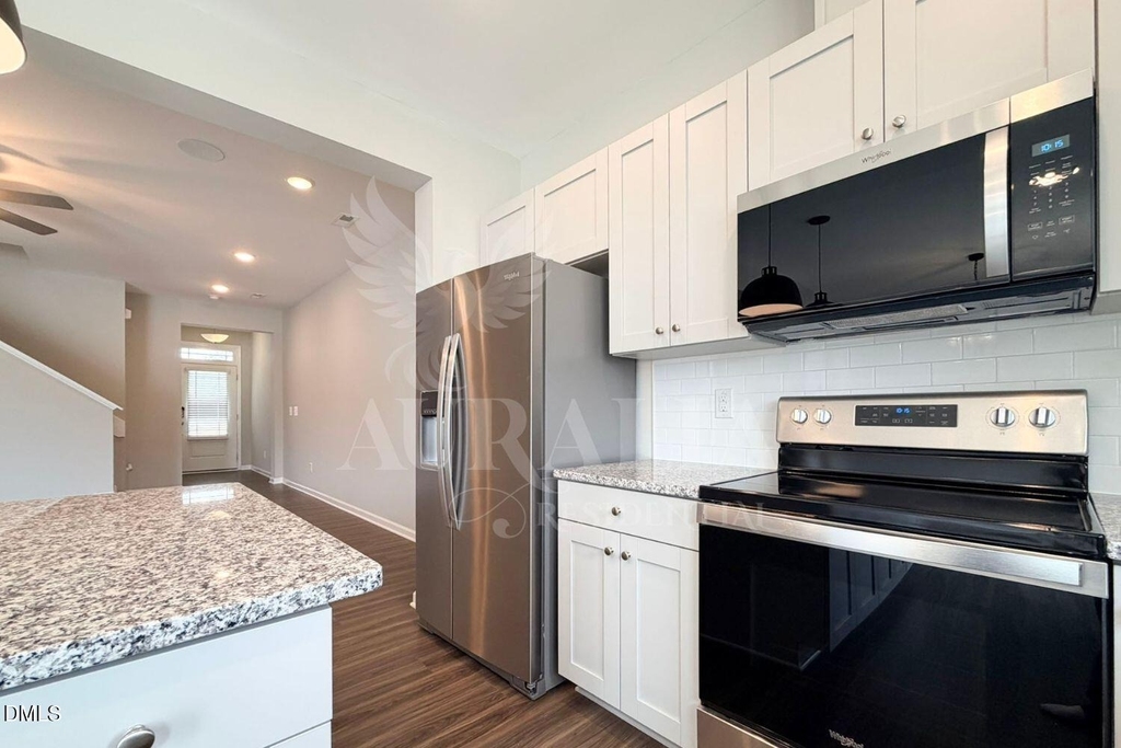 111 Lennei Lane - Photo 10