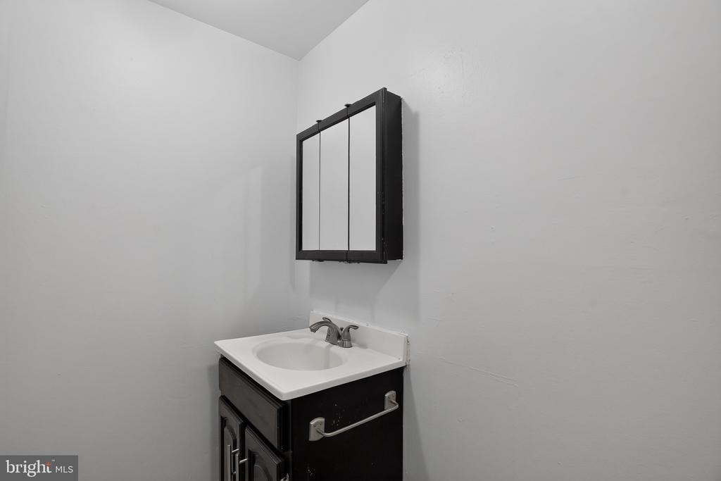 2623 Emerald Street - Photo 29