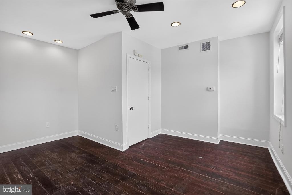 2623 Emerald Street - Photo 18