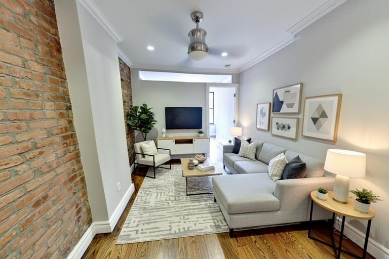 East 5th Street, Unit 1b - Photo 2
