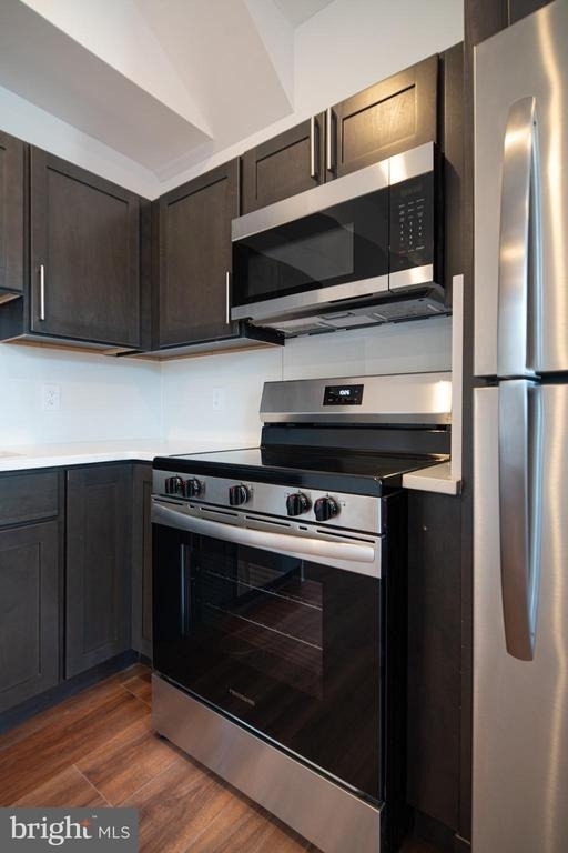 212 Manheim Street - Photo 4