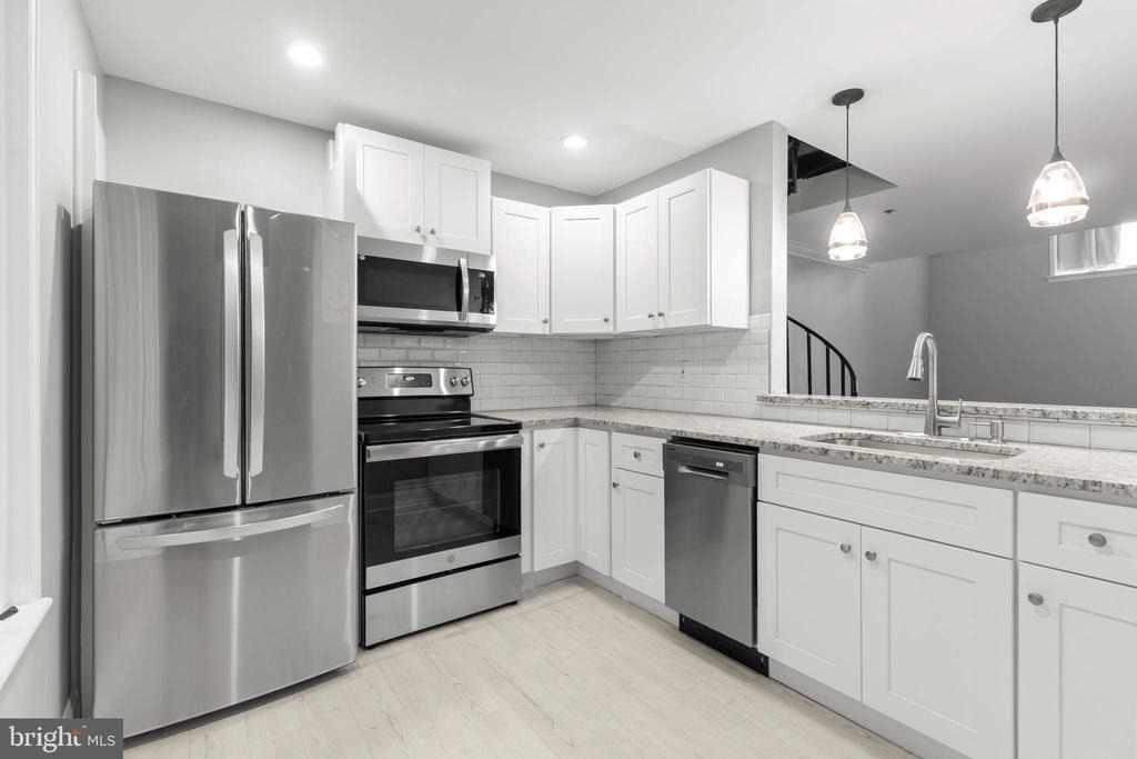 627 N 18th Street - Photo 0