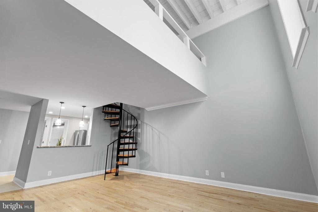 627 N 18th Street - Photo 9