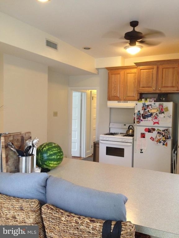 209 Grayling Avenue - Photo 15