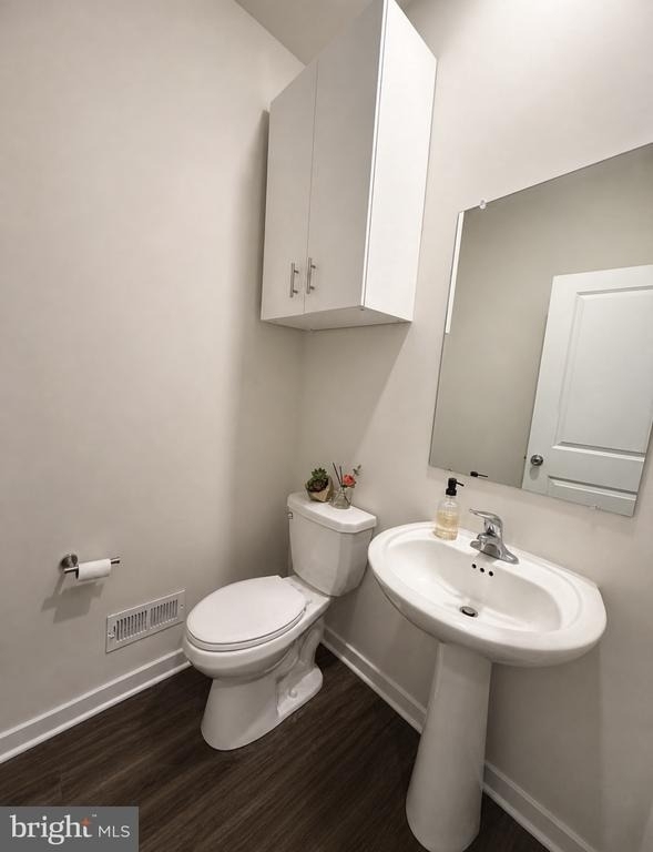 4913 Brookside Court - Photo 3