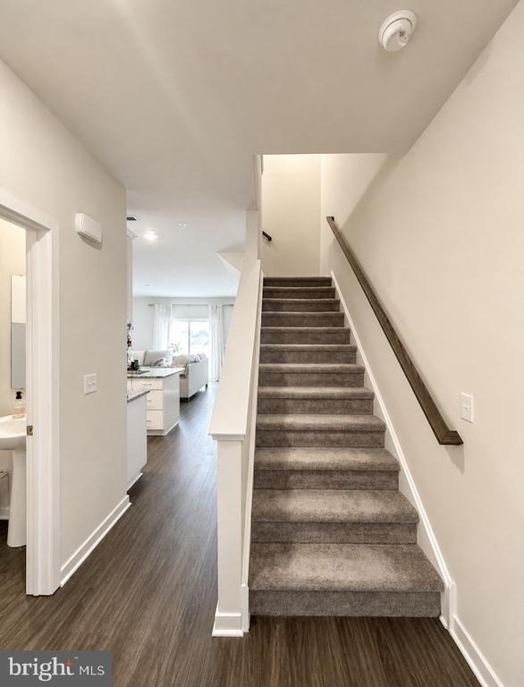 4913 Brookside Court - Photo 2