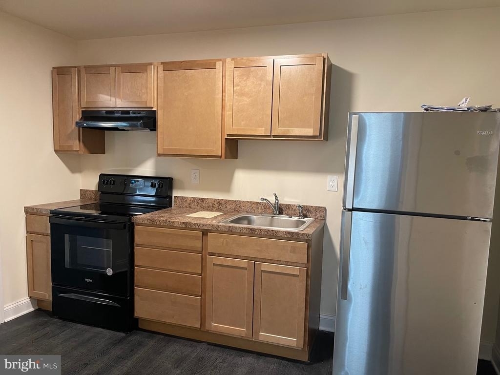 145 Chester Street - Photo 0