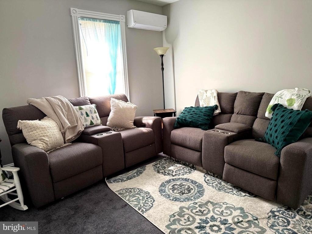 39 N Wells Avenue - Photo 1