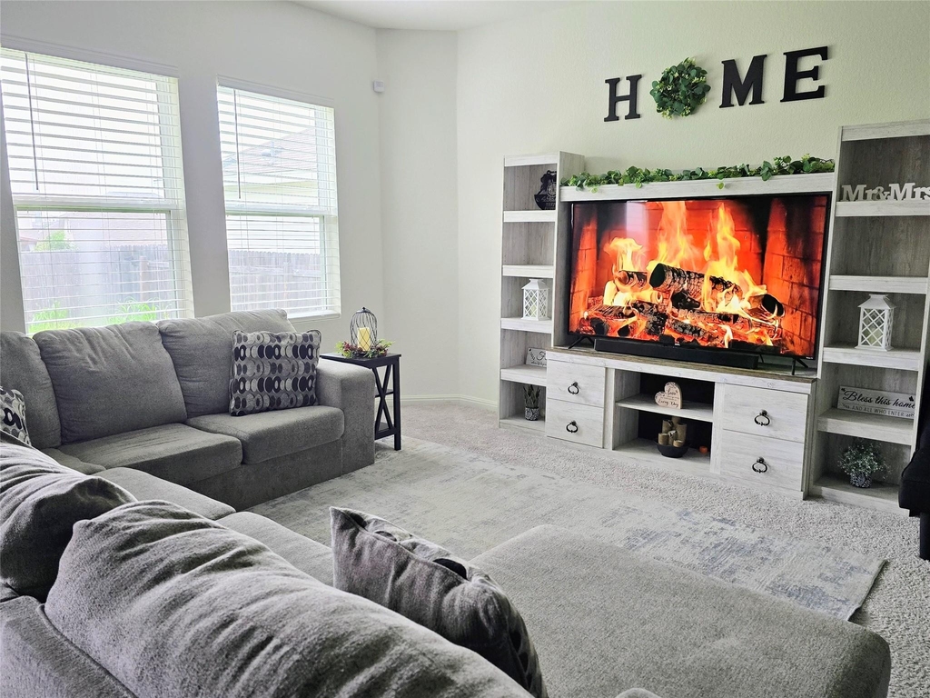 19506 Caymus Dr - Photo 3