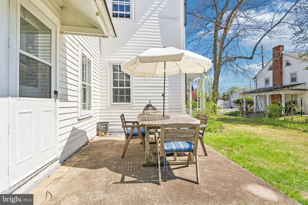 2167 Brunswick Avenue - Photo 35