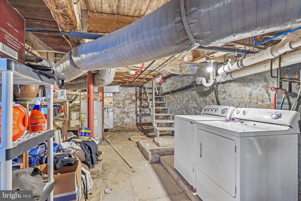 2167 Brunswick Avenue - Photo 33