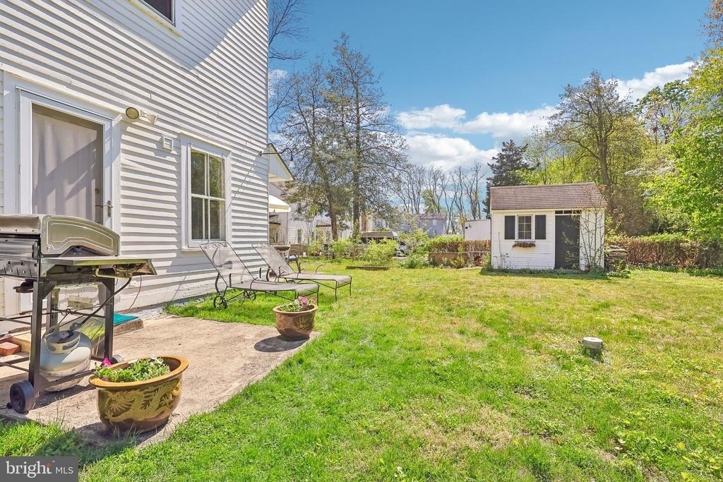 2167 Brunswick Avenue - Photo 39