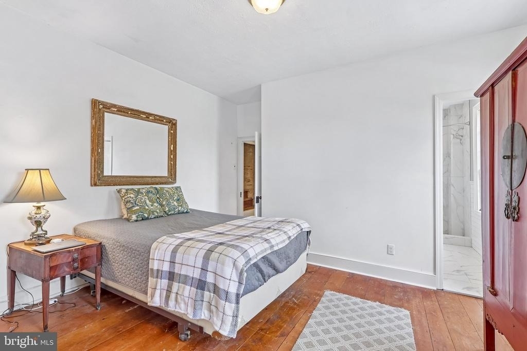 2167 Brunswick Avenue - Photo 21