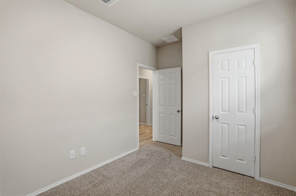 1126 Stone Valley Rd - Photo 12