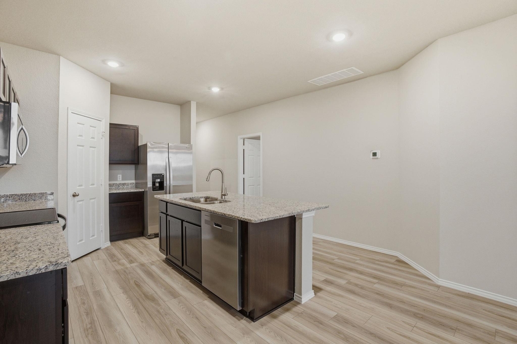 1126 Stone Valley Rd - Photo 14