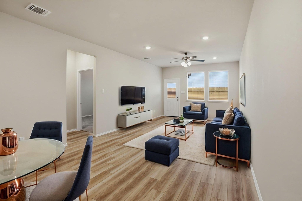 1126 Stone Valley Rd - Photo 2