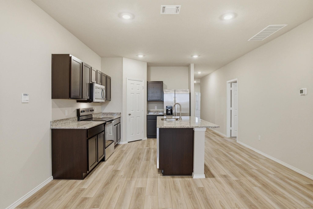 1126 Stone Valley Rd - Photo 13