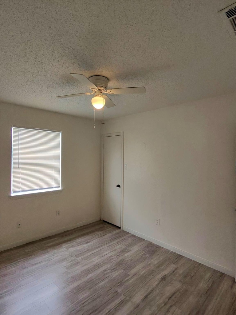 308 Erby Ave - Photo 9