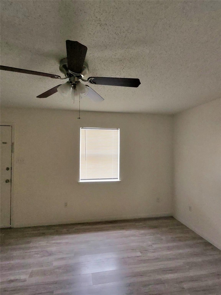308 Erby Ave - Photo 8