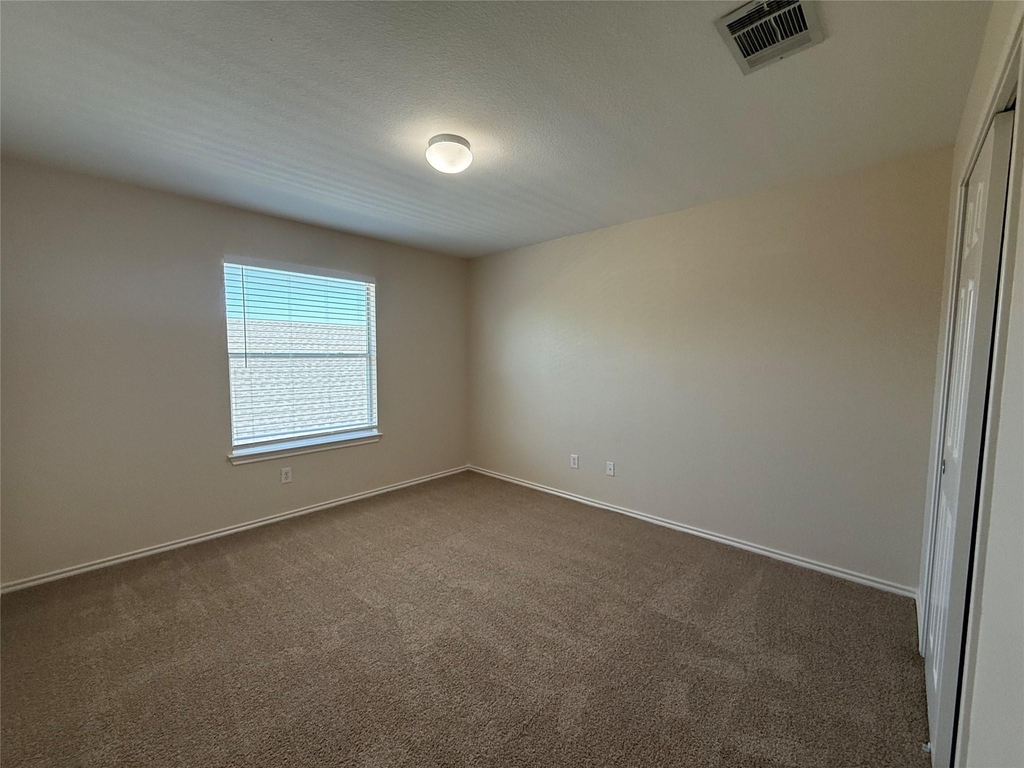 11606 Hereford St - Photo 15