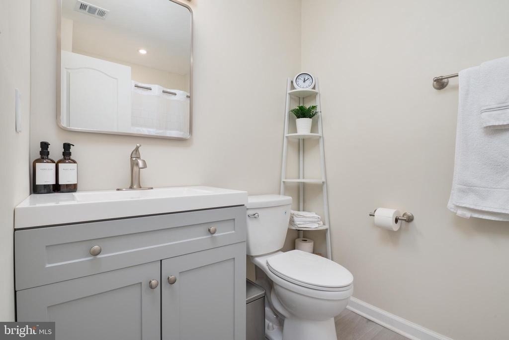8961 Town Center Circle - Photo 19