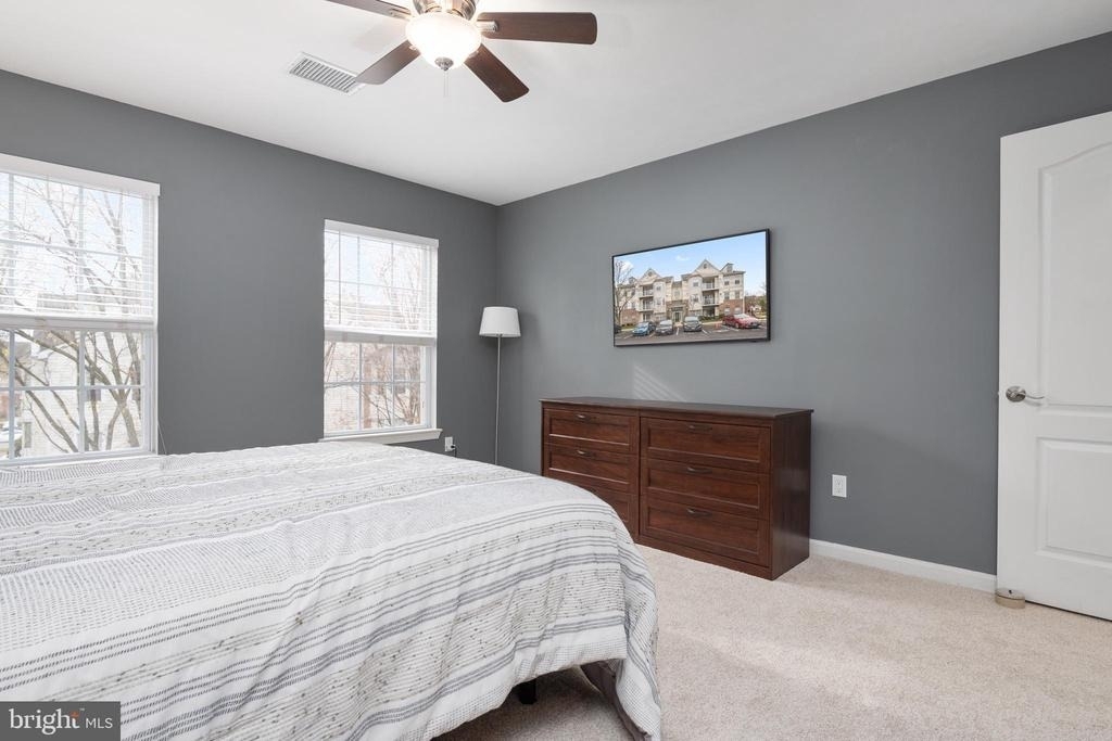 8961 Town Center Circle - Photo 18