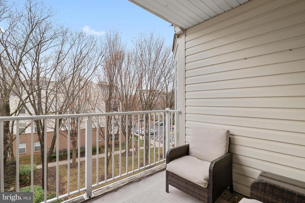 8961 Town Center Circle - Photo 15
