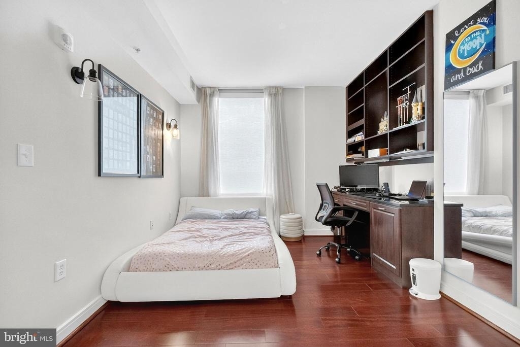 6820 Wisconsin Avenue - Photo 10