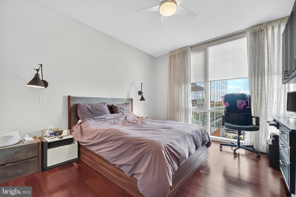 6820 Wisconsin Avenue - Photo 15
