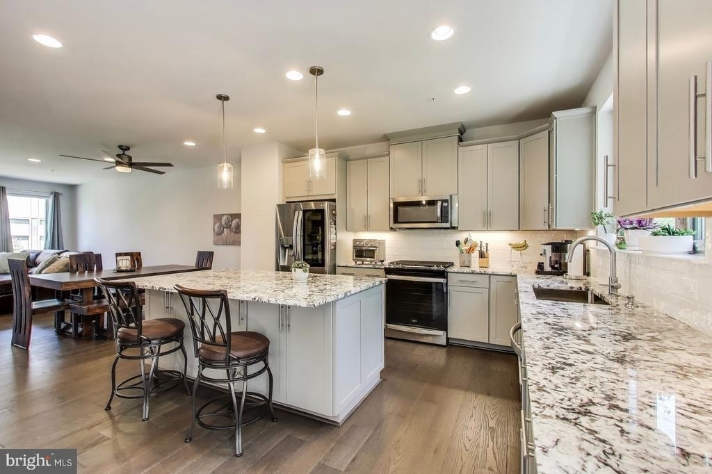 5004 Oakmoore Drive - Photo 1