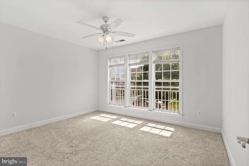 1002 Elmcroft Boulevard - Photo 10