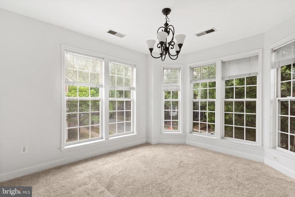 1002 Elmcroft Boulevard - Photo 16