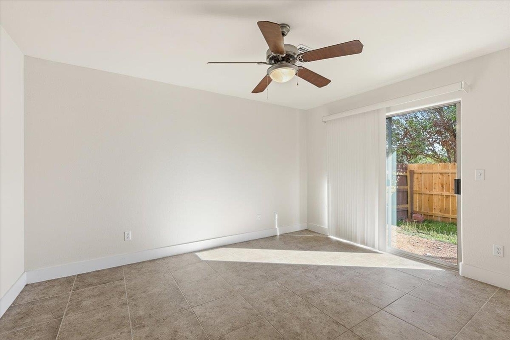 13420 Lyndhurst St - Photo 22