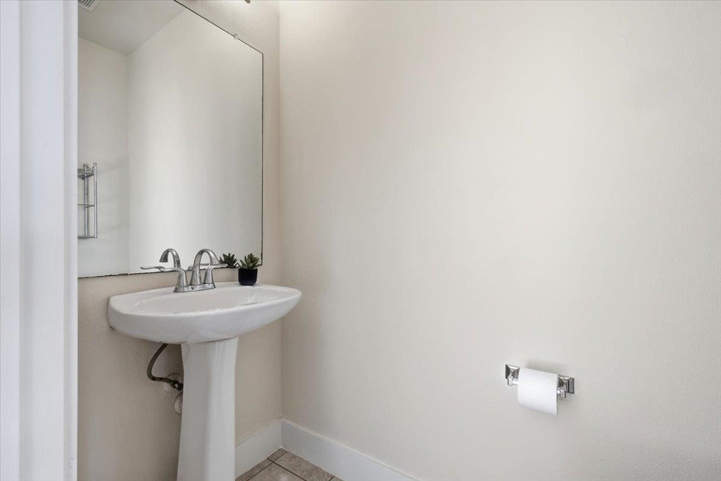 13420 Lyndhurst St - Photo 11