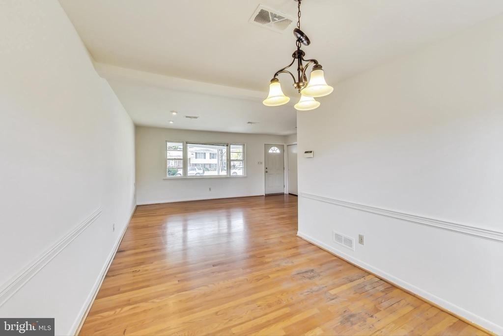 1208 Pinewood Drive - Photo 9