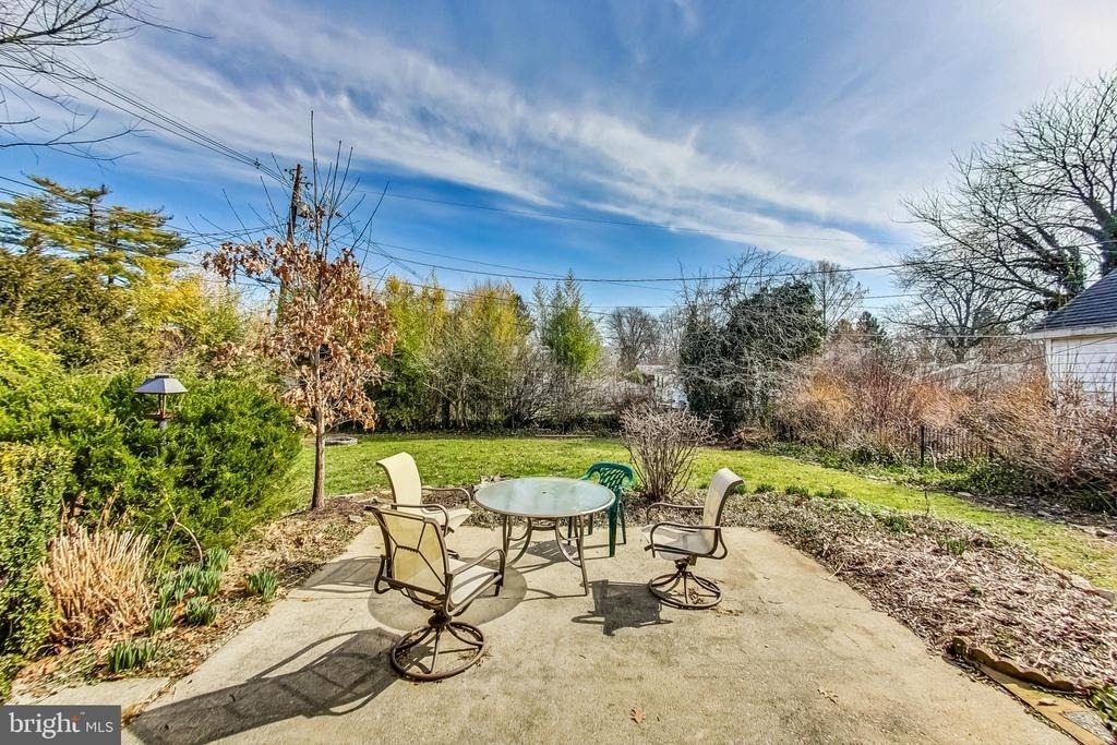 1208 Pinewood Drive - Photo 39