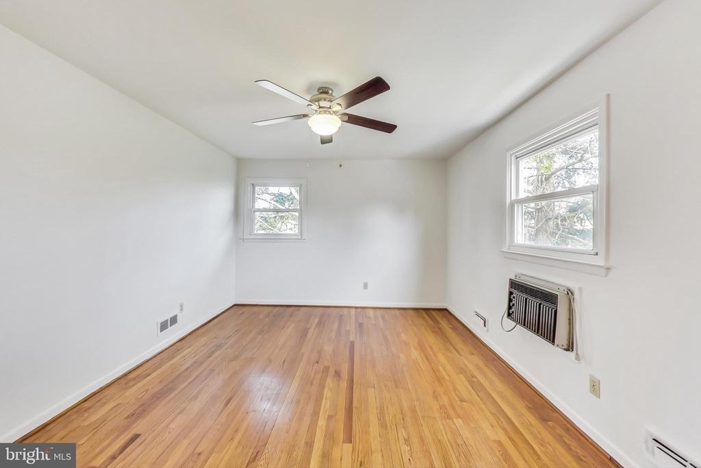 1208 Pinewood Drive - Photo 12