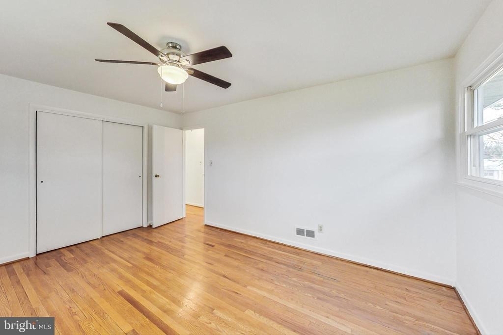 1208 Pinewood Drive - Photo 13