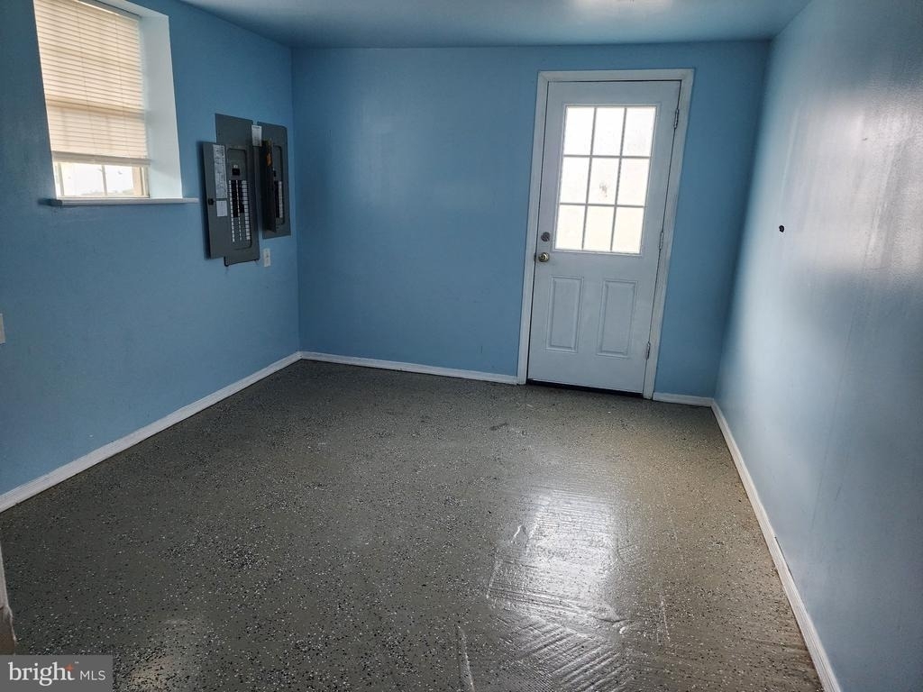 13 Main - Photo 26