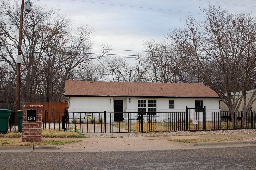 409 Avenue R - Photo 3