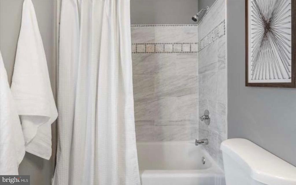 400 S Augusta Avenue - Photo 7