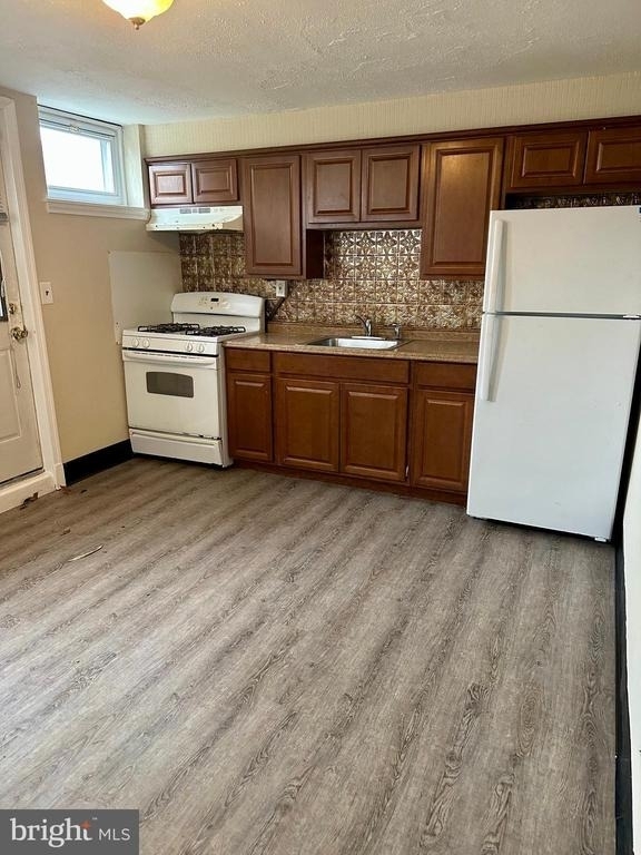 4116 Raymonn Avenue - Photo 1