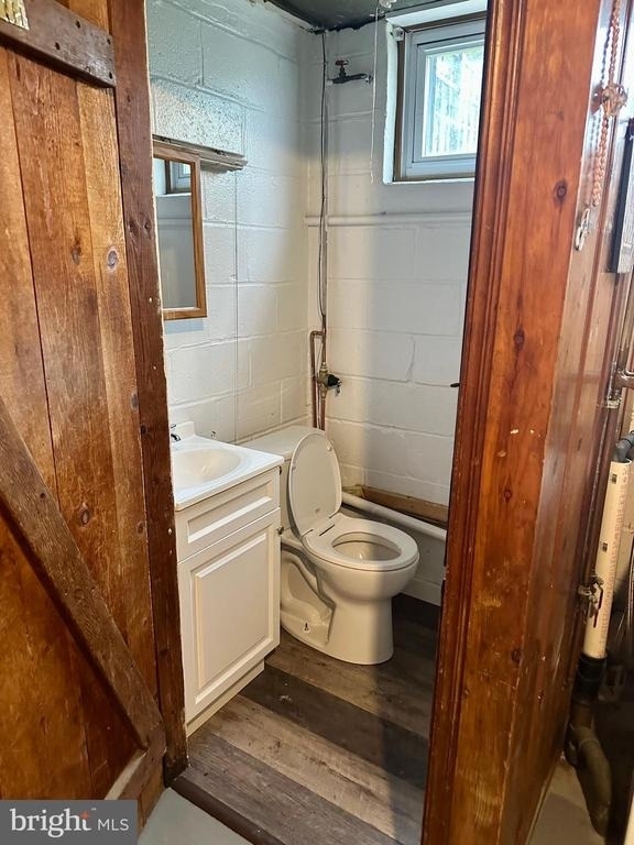 4116 Raymonn Avenue - Photo 9
