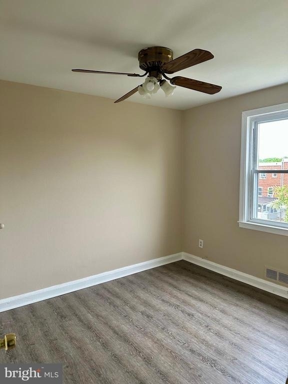 4116 Raymonn Avenue - Photo 7