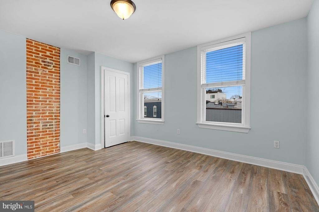 1201 Union Avenue - Photo 3