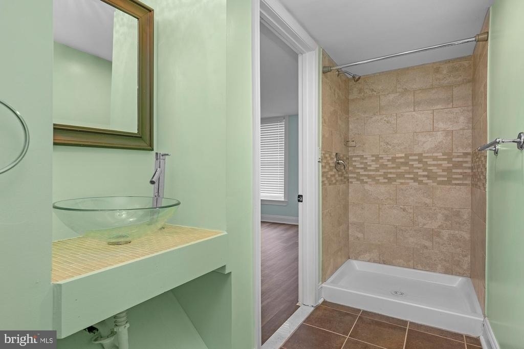 1201 Union Avenue - Photo 6