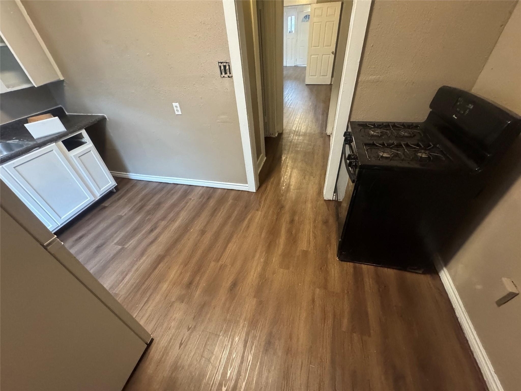 730 Carolina St - Photo 4