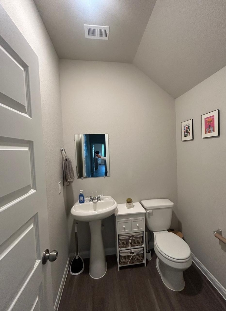 2547 Steelhead Dr - Photo 4